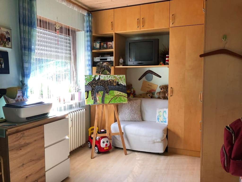Immobilie in Unterreichenbach - Tolle Gelegenheit! Charmante 3-Zimmer-Wohnung mit schönem Ausblick - Bild 3