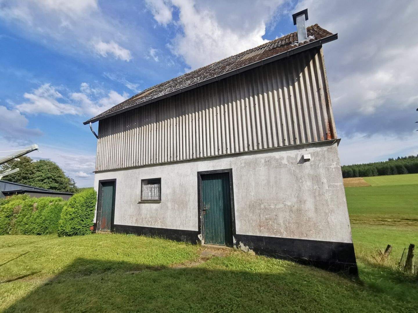 Immobilie in Erndtebrück - Einfamilienhaus in herrlicher Ortslage von Erndtebrück-Benfe - Bild 2