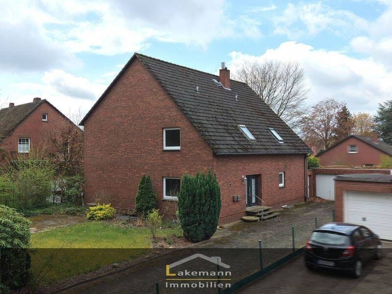 Immobilie in Hassel (Weser) - Hassel: Zweiparteienhaus mit solider Bausubstanz - Perfekt für Anleger oder Mehrgenerationenwohnen - Bild 0