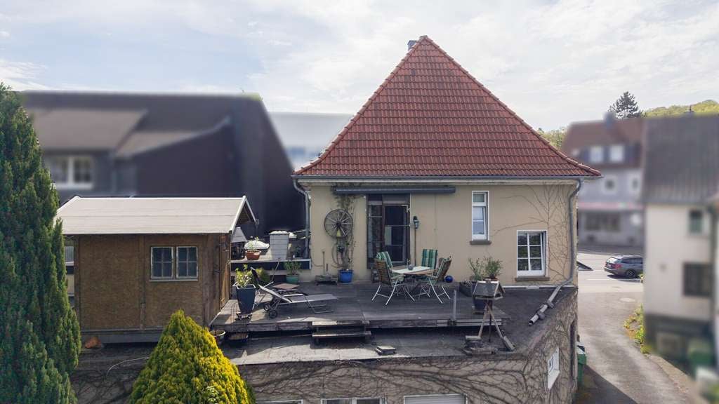 Immobilie in Waldbröl - Attraktives Wohn- und Geschäftshaus im Herzen von Waldbröl! - Bild 2