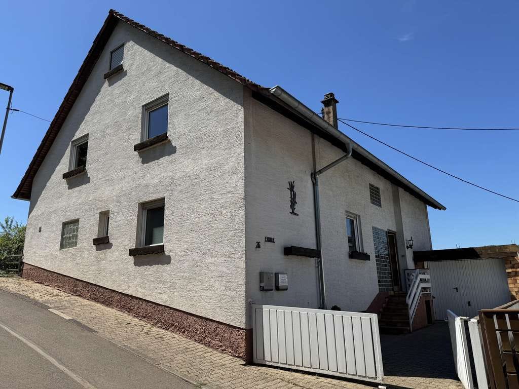 Immobilie in Bundenthal - Großzügiges Ein- Zweifamilienhaus mit tollem Ausblick in äußerst ruhiger Lage - Bild 1