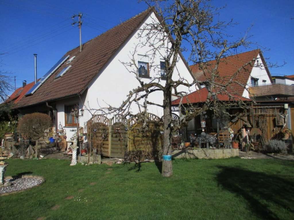 Immobilie in Göggingen - Einmalige Gelegenheit - gepflegtes Einfamilienhaus in ruhiger Wohnlage mit Wohnrecht - Bild 0
