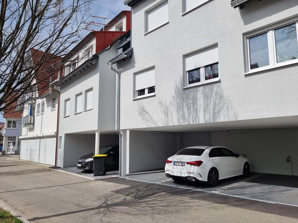 Immobilie in Neuffen - HELLE LICHTDURCHFLUTETE DACHGESCHOSS-MAISONETTEN WOHNUNG IM ORTSKEN VON NEUFFEN - frei - Bild 0