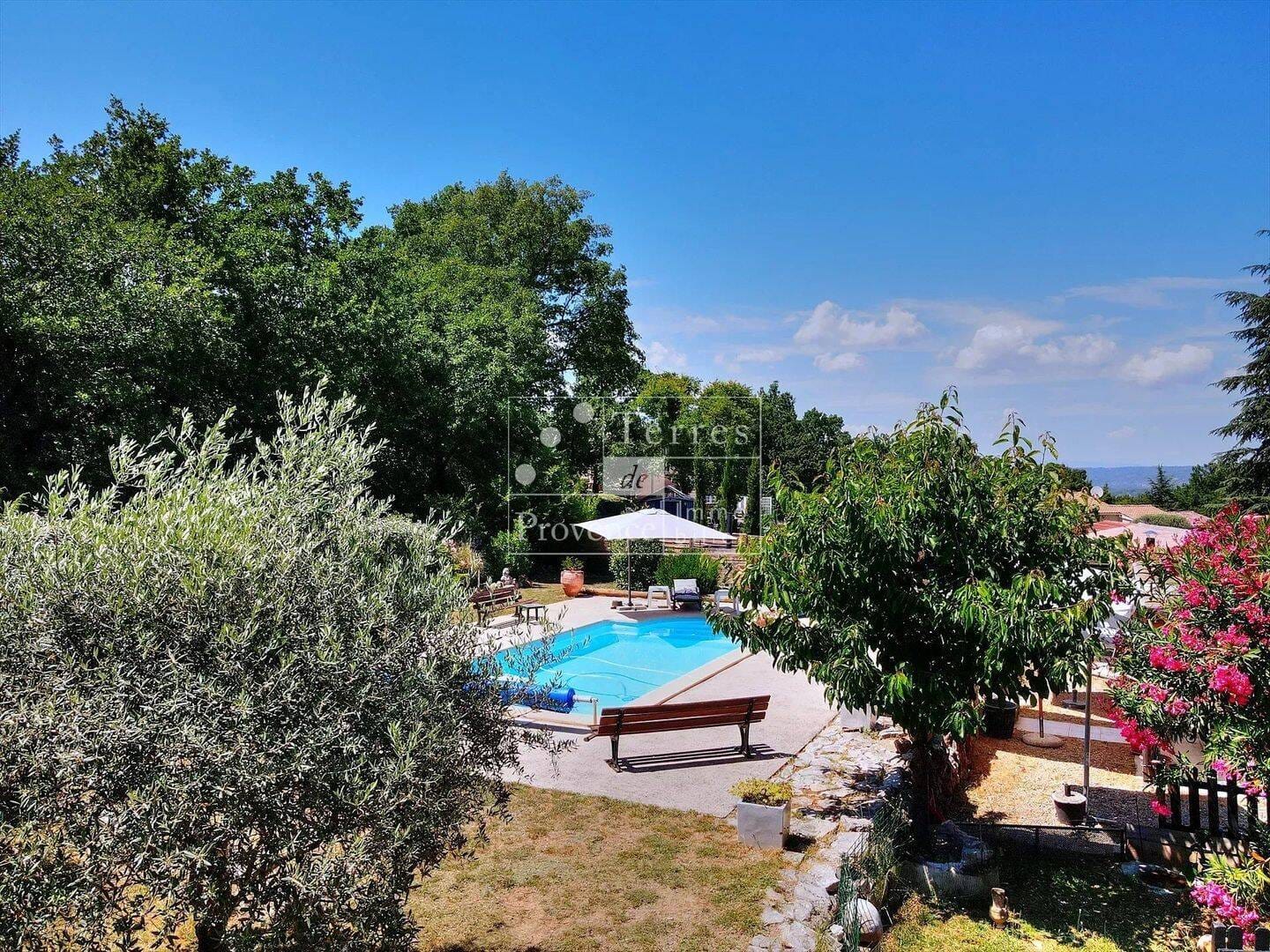 Immobilie in Bad Heilbrunn - 5-Zimmer-Haus mit Pool in Montmeyan - Bild 0