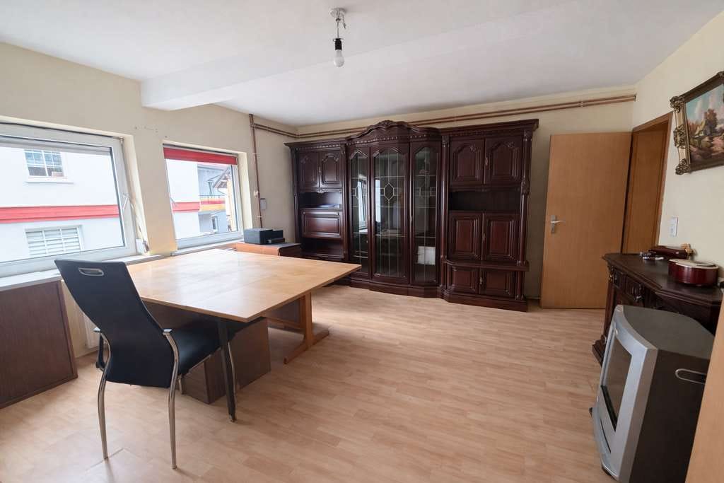 Immobilie in Langgöns - Charmantes Wohnhaus mit Scheune im Ortskern von Oberkleen – viel Platz für Ihre Ideen - Bild 2