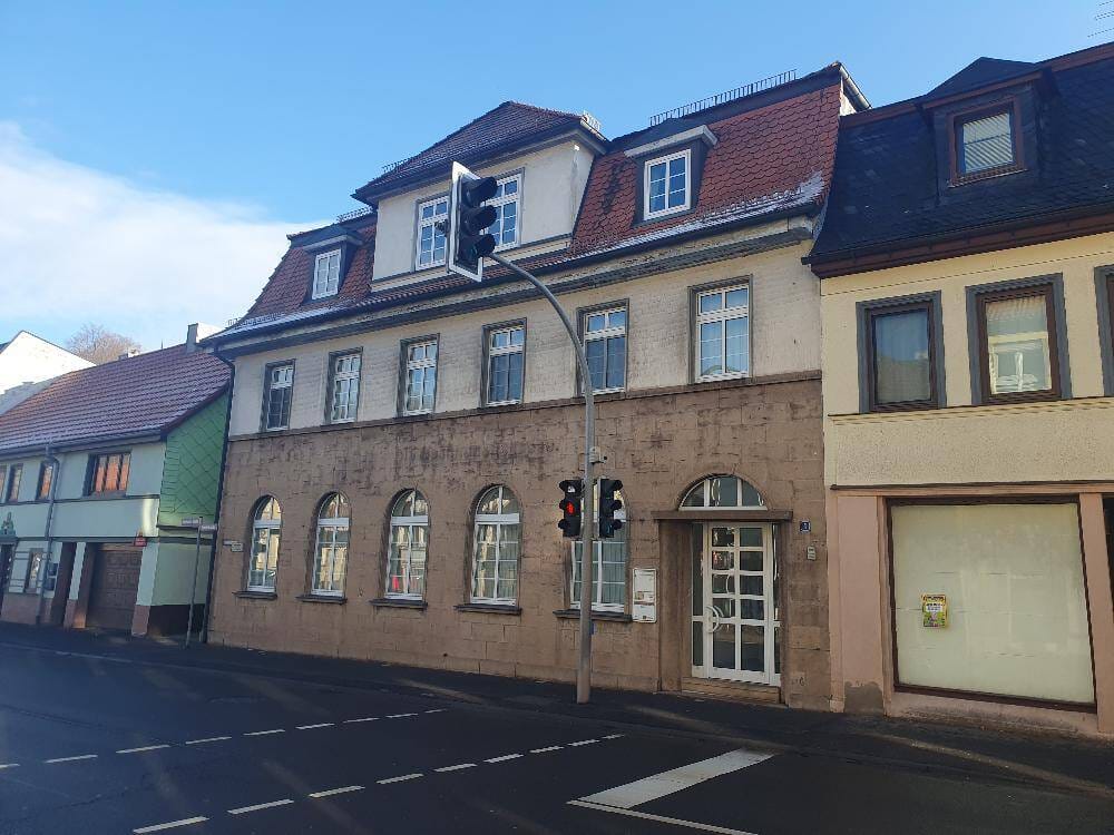 Immobilie in Zella-Mehlis - Wohn- und Geschäftshaus in der thüringischen Stadt Zella-Mehlis - Bild 2