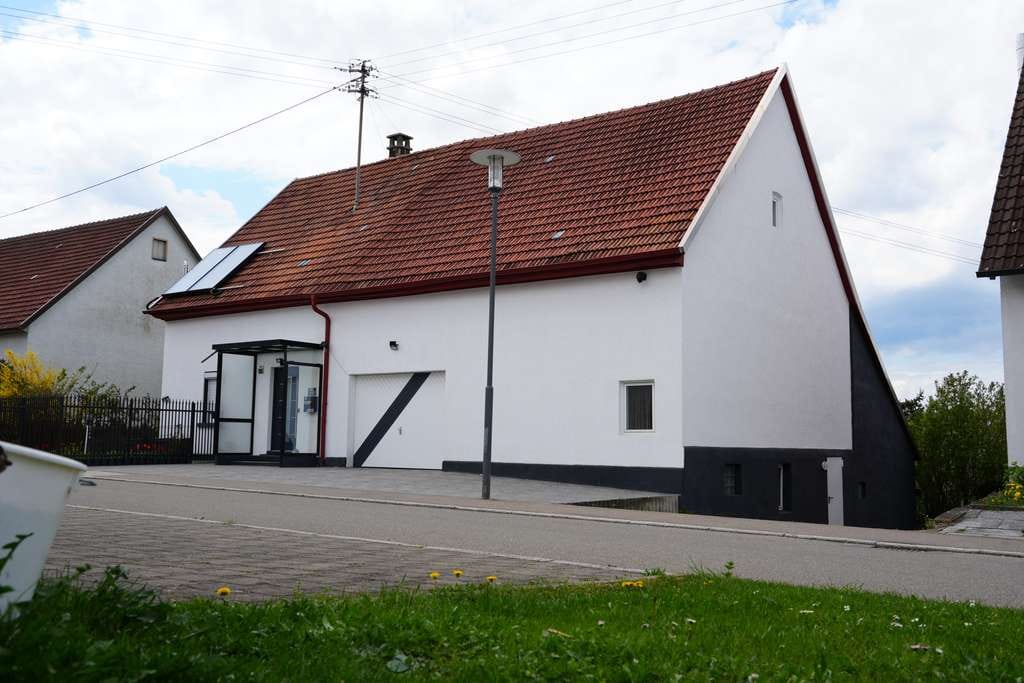 Immobilie in Trochtelfingen - Wunderschön renoviertes Ein- bis Dreifamilienhaus mit viel Potenzial - Bild 1