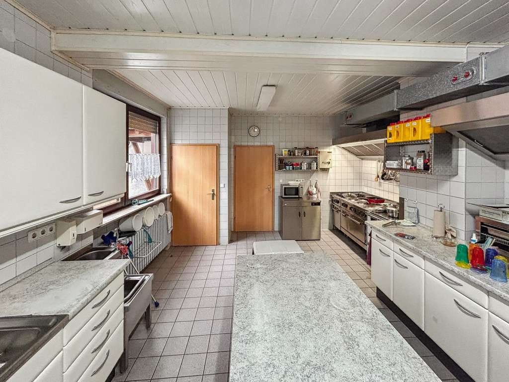 Immobilie in Schotten - Charmantes Einfamilienhaus mit historischem Fachwerk und großem Platzangebot in Schotten - Bild 4