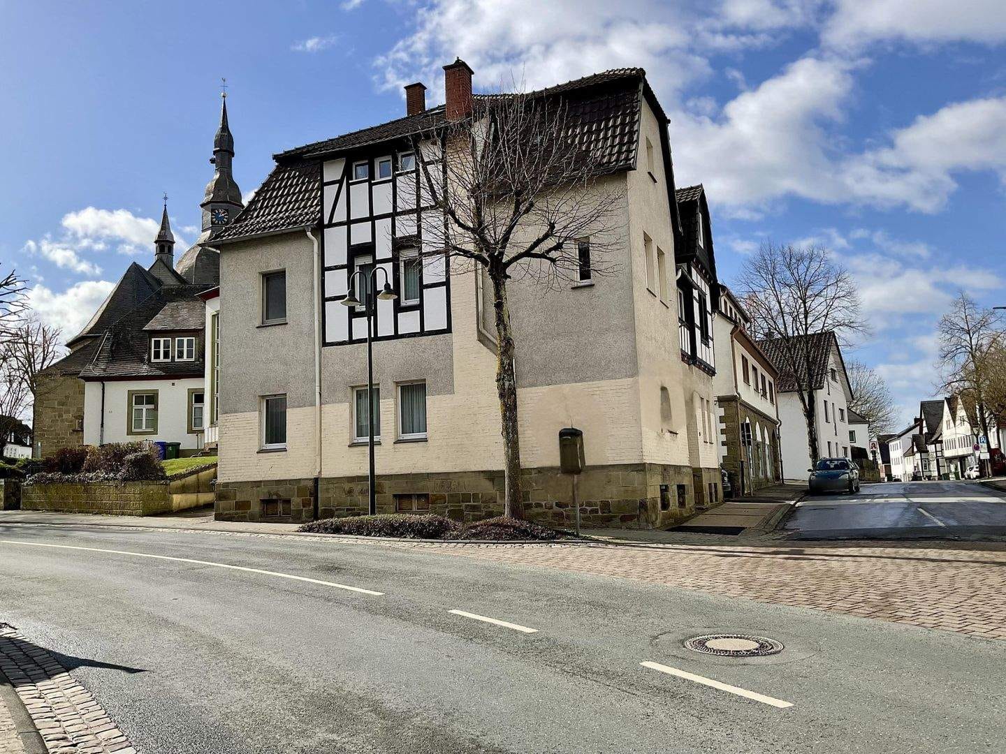 Immobilie in Rüthen - Historische Vikarie in zentraler Lage - Wohnen mit Geschichte in Rüthen - Bild 1