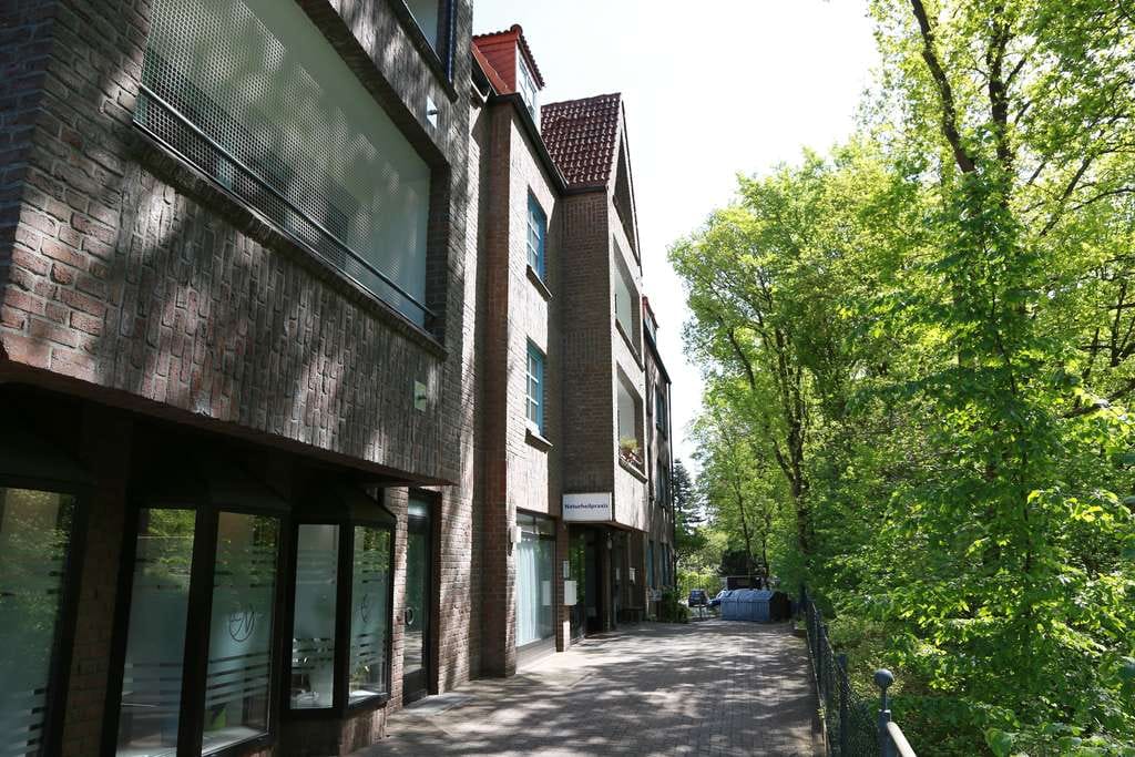 Immobilie in Großhansdorf - Charmante Dachgeschosswohnung in Großhansdorf - Bild 1