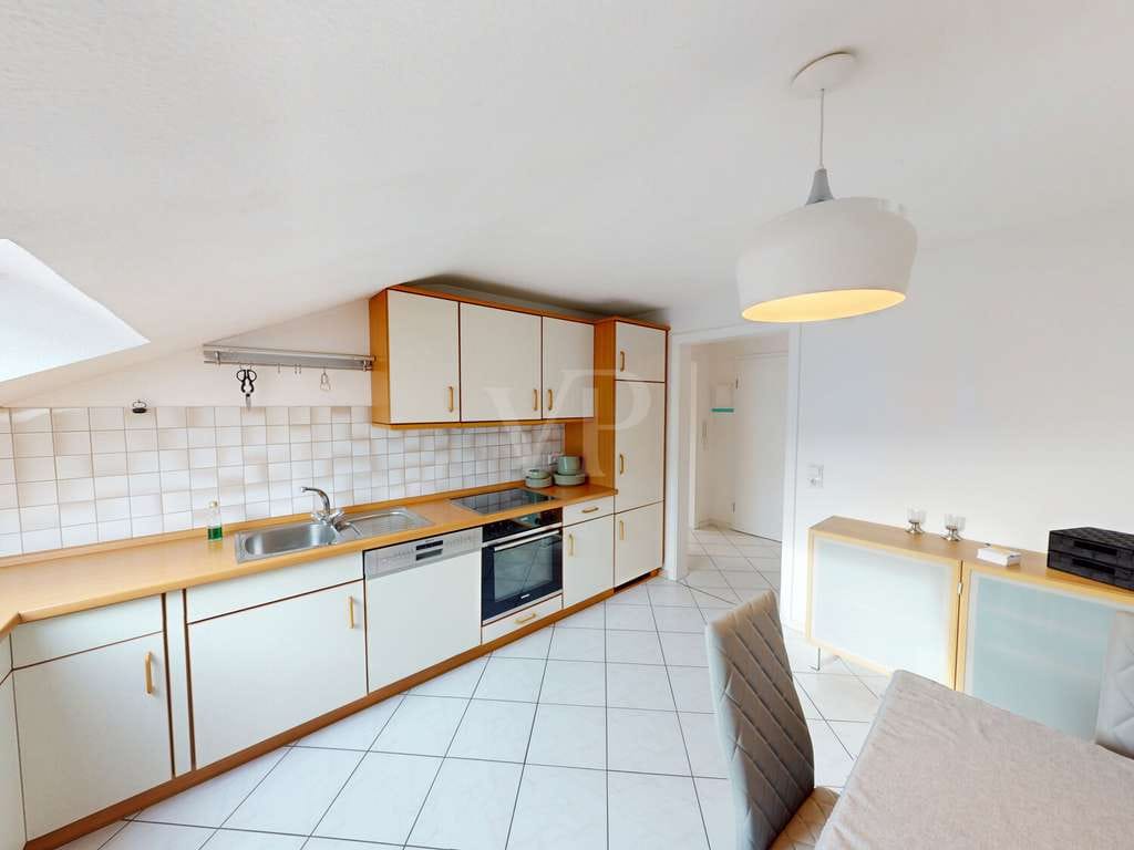 Immobilie in Seebach - Helle 2-Zimmer-DG-Wohnung mit Balkon und traumhafter Aussicht - Bild 2