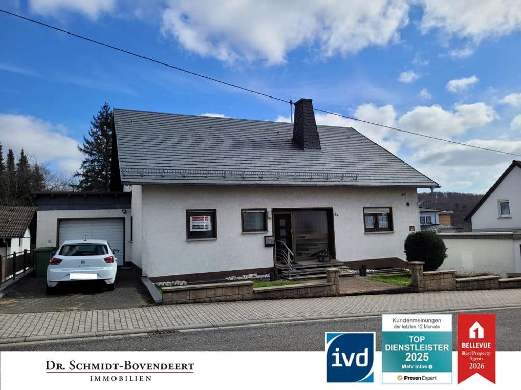 Immobilie in Bad Marienberg (Westerwald) - Zweifamilienhaus/Mehrgenerationenhaus mit Blick auf den Kurpark von Bad Marienberg - Bild 0
