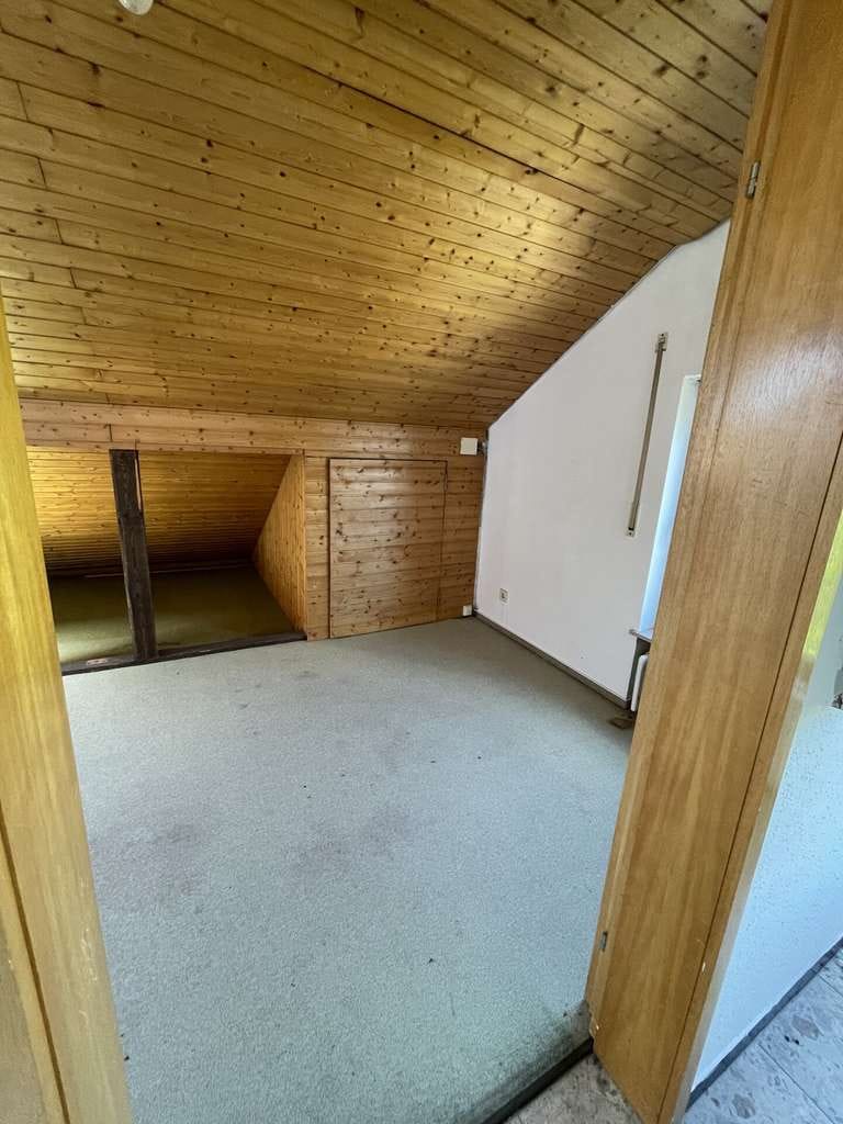 Immobilie in Besigheim - Helle 2-3-Zimmer-DG-Wohnung in Besigheim - renovierungsbedürftig - Bild 4