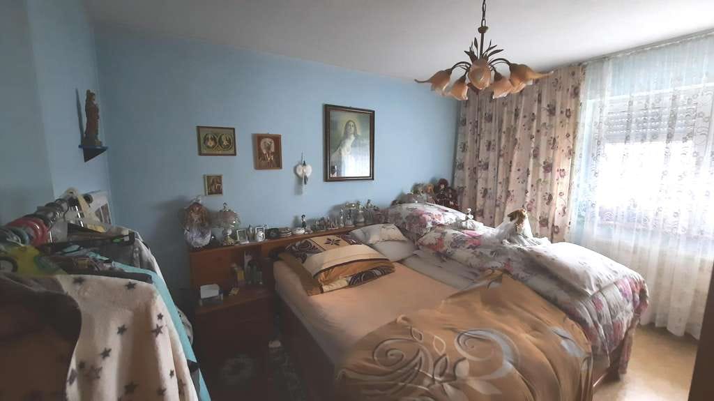 Immobilie in Bühlertann - Attraktive 3-Zi.-Dachgeschosswohnung mit Loggia und Balkon - Bild 2