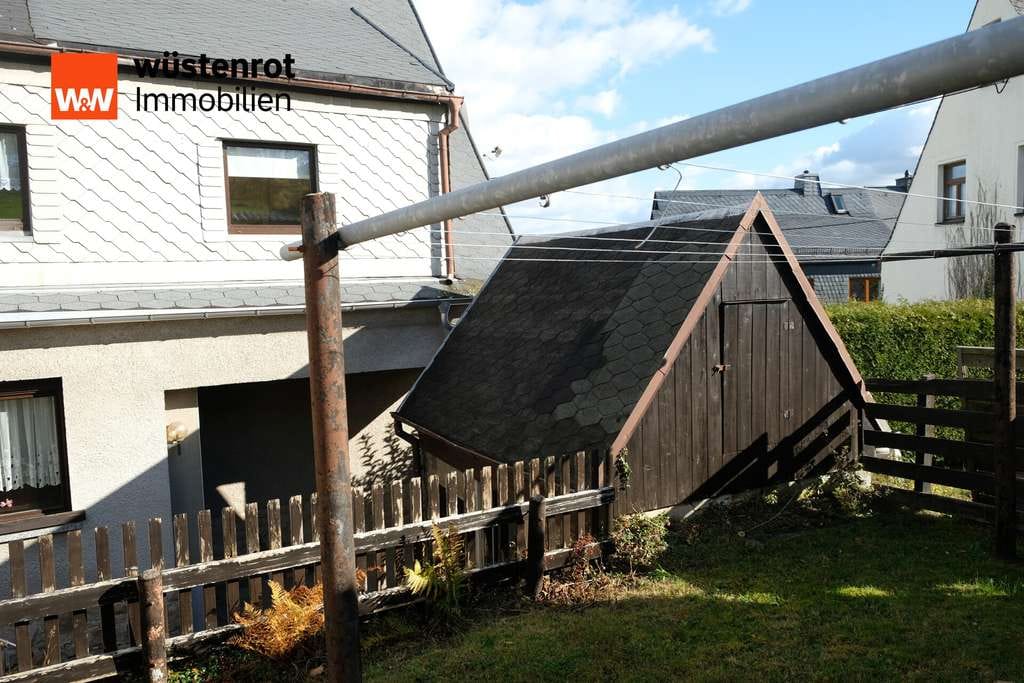 Immobilie in Lauter-Bernsbach - Charmante DHH in Bernsbach mit ca. 150 m² Wohnfläche, Nebengebäuden & herrlichem Weitblick - Bild 3