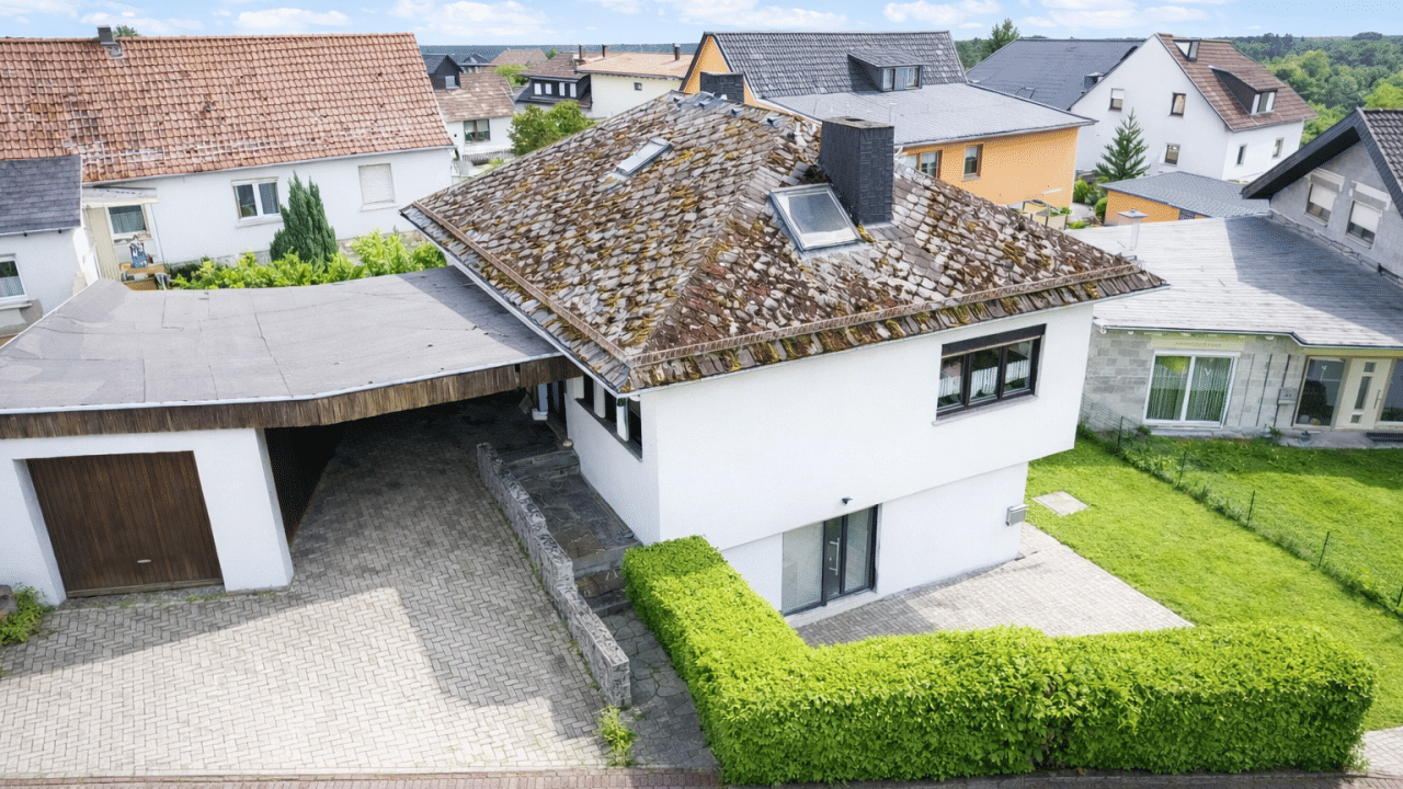Immobilie in Weilmünster - ✦ Familienwohnsitz mit Einliegerwohnung: ✦ Wohnen & Rendite in Weilmünster ✦ - Bild 0
