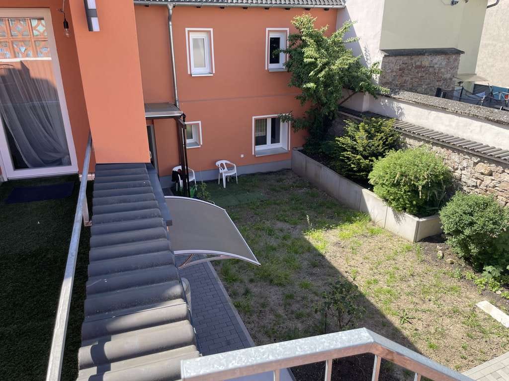 Immobilie in Oestrich-Winkel - Haus mit 7 Zimmern und 224 m² Wohnfläche in Oestrich-Winkel - Bild 3