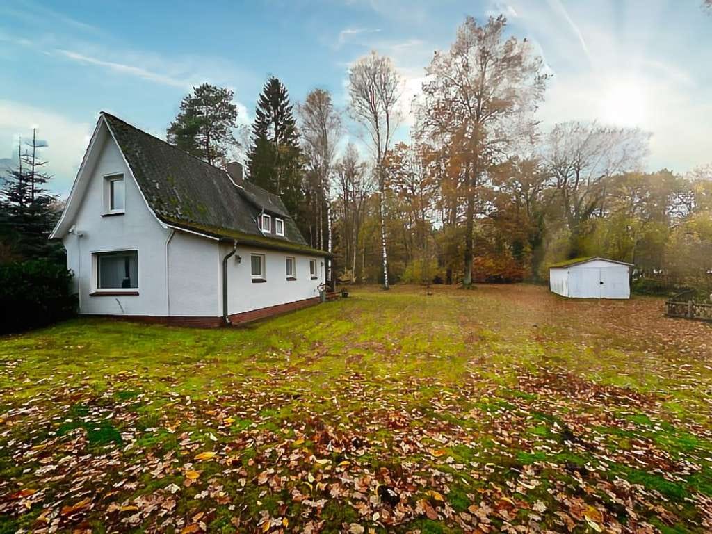 Immobilie in Kakenstorf - CHARMANTES REFUGIUM IN HEIDELANDSCHAFT - MIT 2 REAL GETEILTEN BAUPLÄTZEN - Bild 4