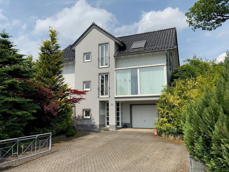 Immobilie in Neuheilenbach - gepflegtes Mehrfamilienhaus mit drei Wohneinheiten - Bild 0