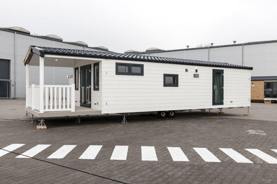 Immobilie in Straubing - Mobilheim zum Sonderpreis [1980 EUR/m²] Tiny Haus im GEG Standard zur Erstwohnsitz-Anmeldung - Bild 0