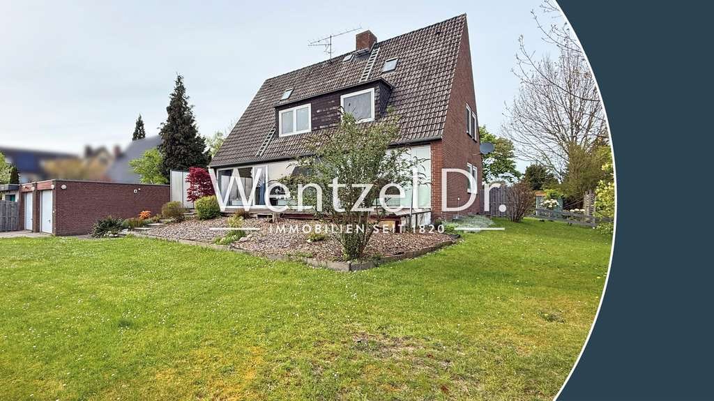 Immobilie in Ahrensburg - Ein Zuhause mit Charakter, Raum und Perspektive – Ihr Zweifamilienhaus auf großem Grundstück – Wentz - Bild 0