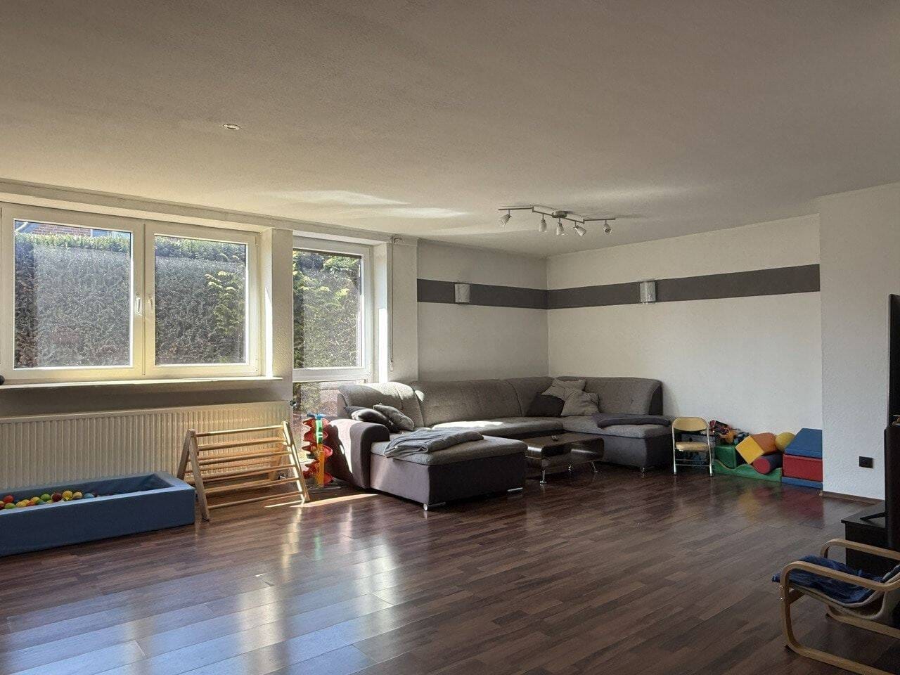 Immobilie in Syke - +++ Großes Einfamilienhaus mit Werkstatt und viel Platz zur Erweiterung +++ - Bild 4