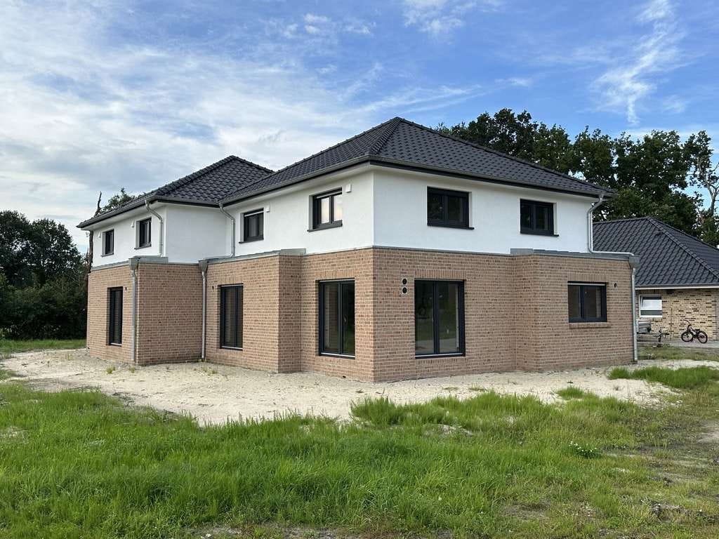 Immobilie in Düdenbüttel - Hochwertige Doppelhaushälfte in 21709 Düdenbüttel bei Stade - Bild 2