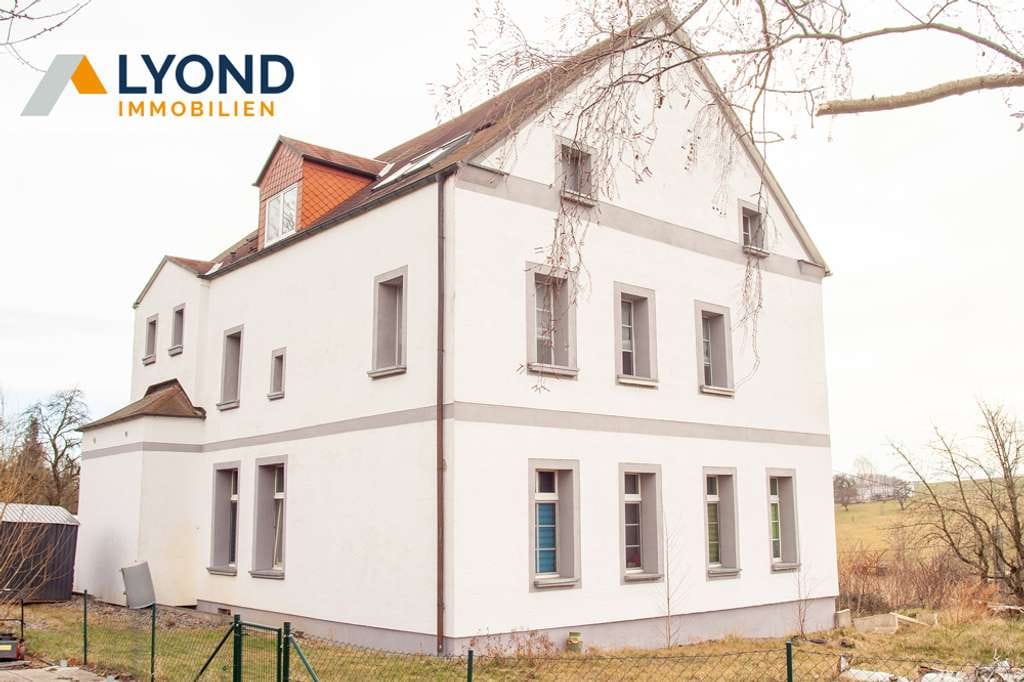 Immobilie in Wechselburg - Charmantes Mehrfamilienhaus mit 4 Wohneinheiten und großem Grundstück - Bild 1