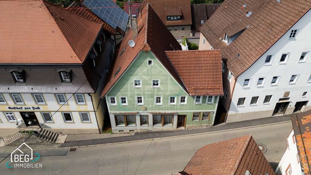 Immobilie in Langenburg - *PROVISIONSFREI* Einfamilienhaus mit großem Potenzial - Bild 0