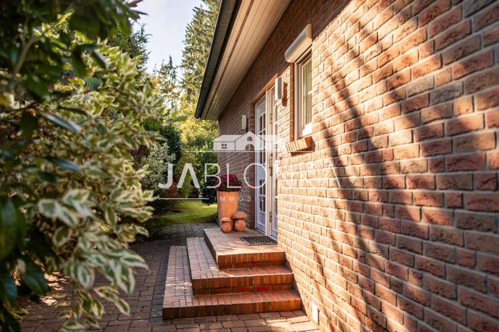 Immobilie in Dassendorf - Qualität und Freiraum in Waldrandlage - Courtagefrei für Käufer - Bild 1