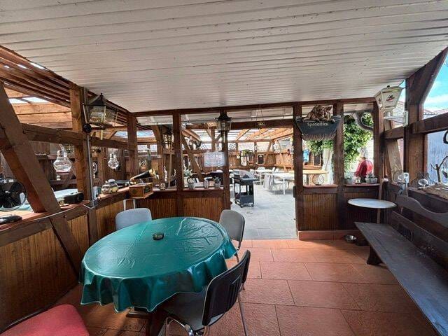 Immobilie in Osterburg (Altmark) - Traditionsreiche Gaststätte mit Pension und Betreiberwohnung in Osterburg  Erfolgreicher Gastronomiebetrieb mit vielfältigen Nutzungsmöglichkeiten - Bild 4