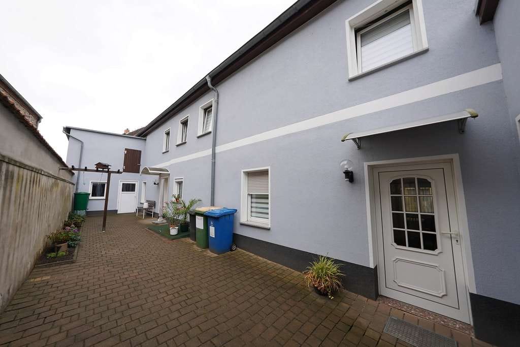 Immobilie in Niedere Börde - Groß Ammensleben-Gepflegtes EFH mit Innenhof , Waschküche und Garage - Bild 4