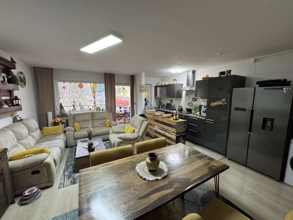 Immobilie in Bad Wildbad - Helle 2-Zimmer Wohnung mit 2 Balkonen im 2. OG in Bad Wildbad - Bild 1