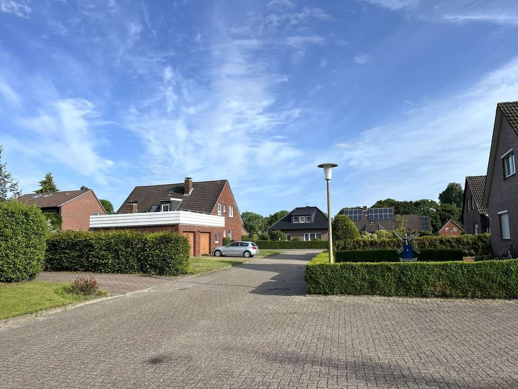 Immobilie in Esens - Renovierungsprojekt in guter Wohnlage - Bild 2