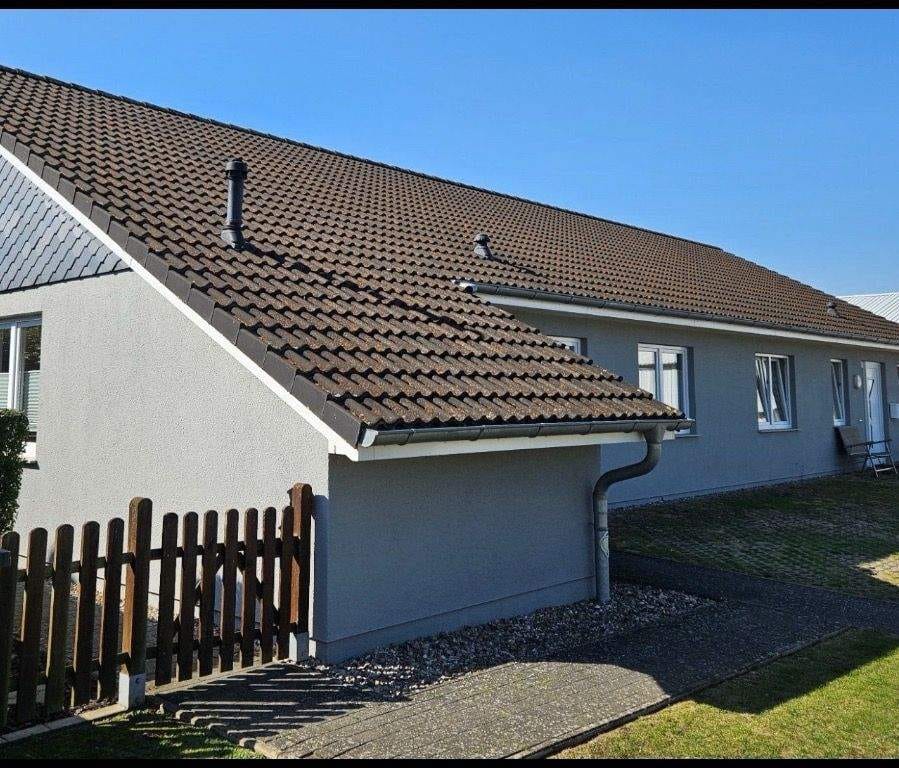 Immobilie in Holthusen - Großer Bungalow mit 2 Wohneinheiten  - Bild 1