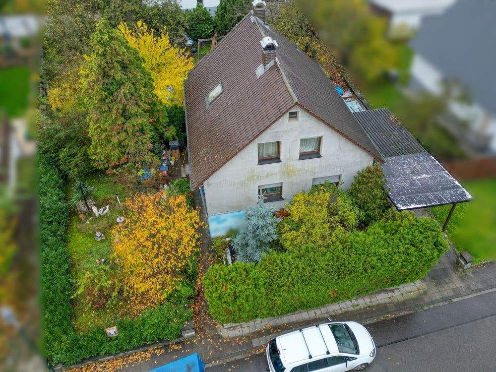 Immobilie in Dettenheim - Frei stehendes Einfamilienhaus mit großem Grundstück in ruhiger Lage - Bild 1