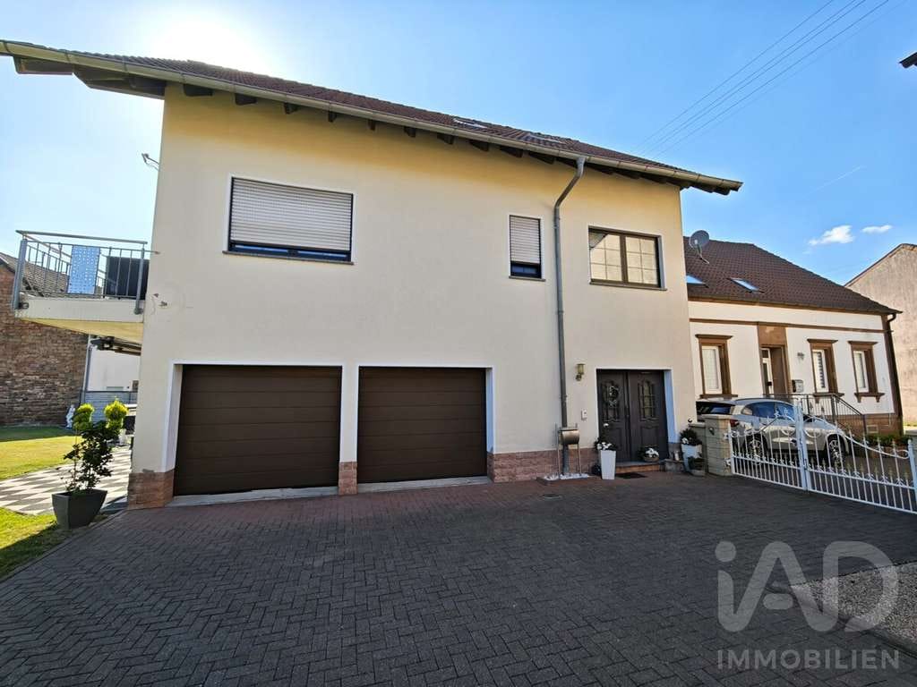 Immobilie in Martinshöhe - Zwei Häuser – ein Preis! Großzügiges Wohnensemble mit ca. 327 m² Wohnfläche, Baugrundstück optional  - Bild 0