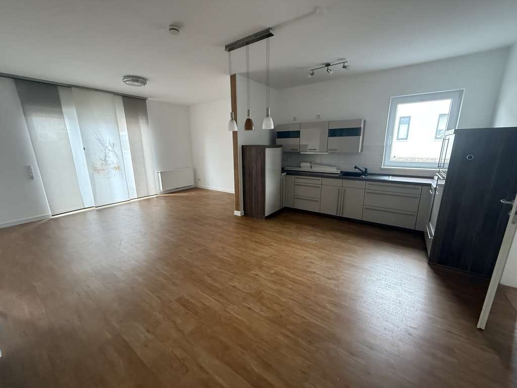 Immobilie in Schwülper - +++ Reihenendhaus mit Einbauküche, Terrasse und PKW-Einstellplatz +++ - Bild 3
