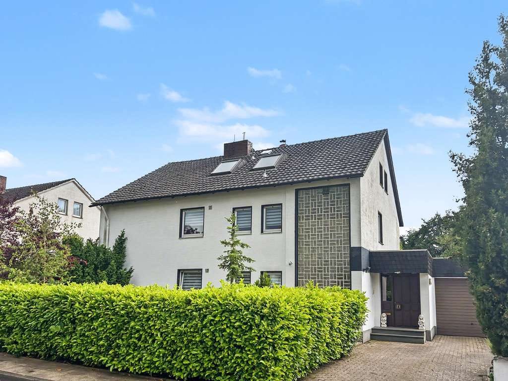 Immobilie in Steinhagen - Attraktives 3-Familienhaus in Steinhagen-Amshausen - Bild 0