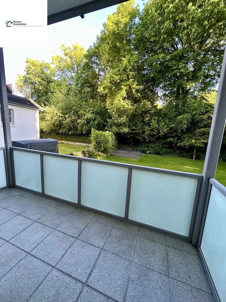 Immobilie in Wilhelmshaven - Ideal für Eigennutzer oder Kapitalanleger: 3-Zimmer-Wohnung mit Potenzial - Bild 2