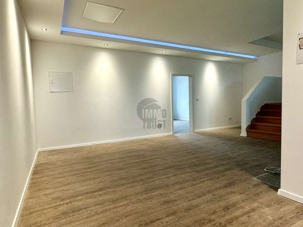 Immobilie in Königheim - WO RAUM ZU LEBENSQUALITÄT WIRD – MAISONETTEWOHNUNG MIT HAUSGEFÜHL - Bild 1
