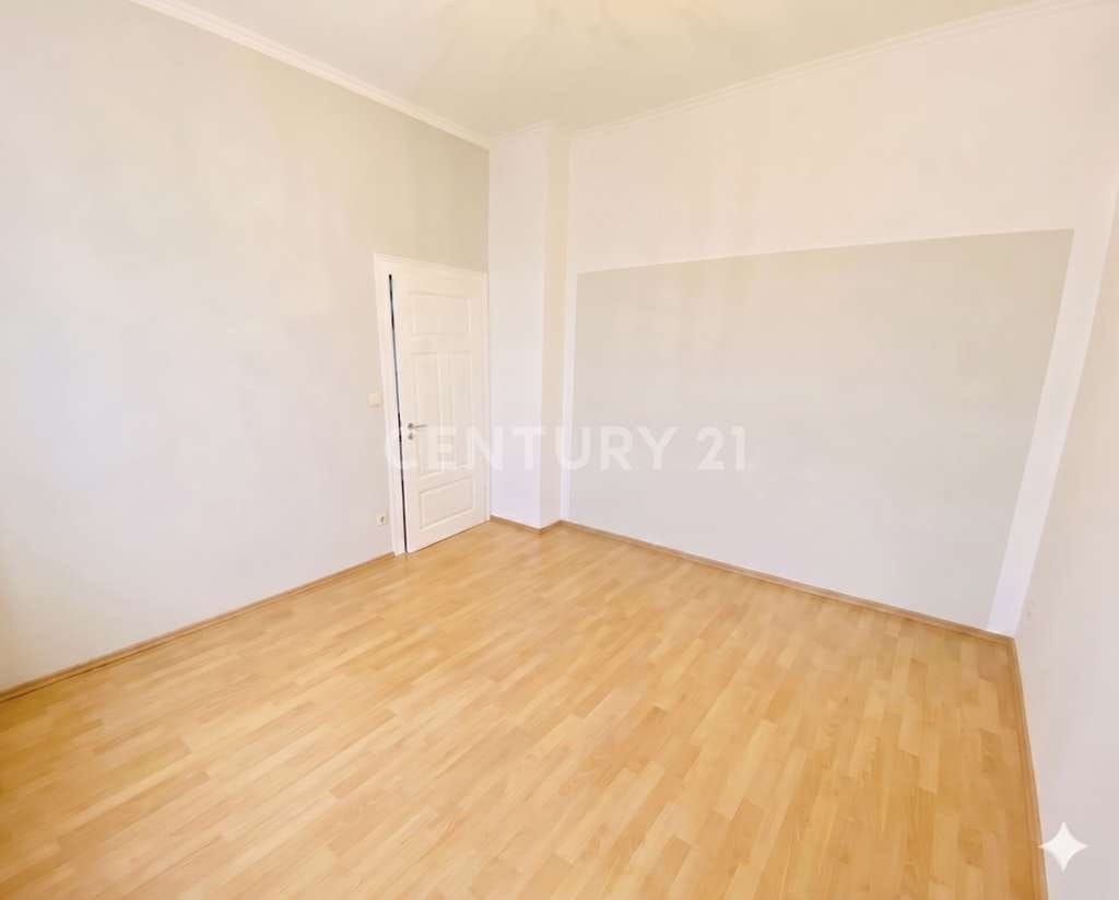 Immobilie in Wörrstadt - Flexibles Zweifamilienhaus in zentraler Lage - Bild 3