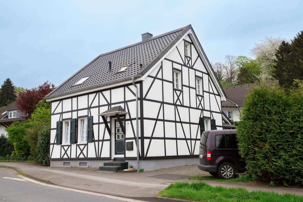 Immobilie in Leichlingen - Leben zwischen Stadt & Natur - Bild 1
