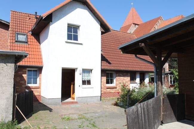 Immobilie in Groß Mohrdorf - Teilsaniertes  Einfamilienhaus mit Nebengelass und Grundstück in Groß Mohrdorf zu verkaufen - Bild 0