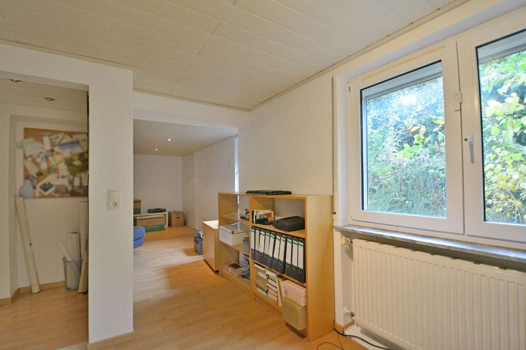 Immobilie in Schauenburg - Gemütliches Einfamilienhaus in herrlicher Naturlage von Schauenburg - Bild 2