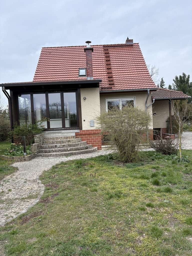 Immobilie in Lübben (Spreewald) - Bezugsfertiges EFH in Lübben – Wintergarten, Kamin, Sauna & Doppelgarage inklusive - Bild 0