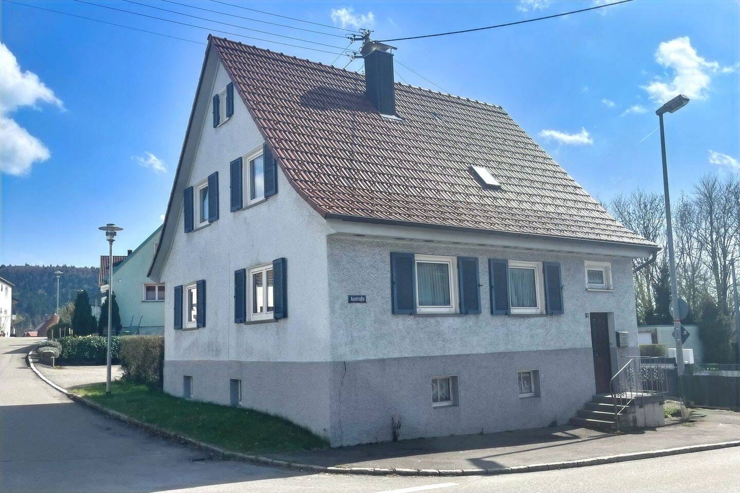 Immobilie in Gosheim - Wohnhaus mit Garage in Gosheim - Bild 2