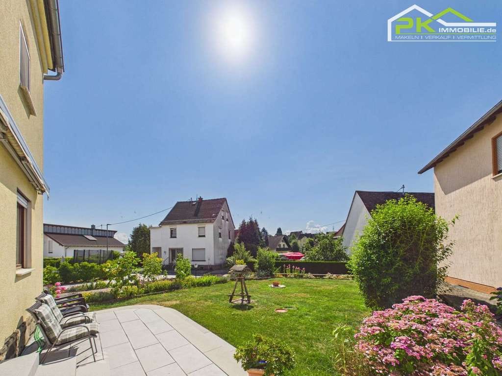 Immobilie in Nentershausen - Charmantes Einfamilienhaus mit Garten, Garage und Ausbaupotenzial - Bild 2