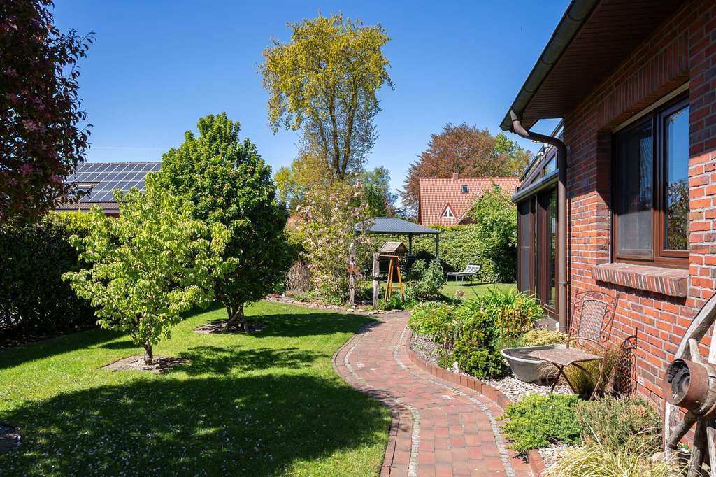 Immobilie in Saterland - Gemütliches Einfamilienhaus zum Wohlfühlen mit Wintergarten und idyllischem Außenbereich, Obj. 9722 - Bild 3