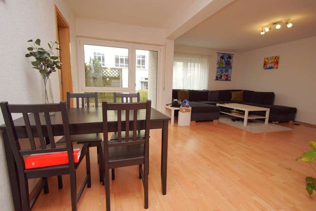 Immobilie in Neuffen - Zentrumsnah wohnen mit Terrasse und kurzen Wegen - Bild 0